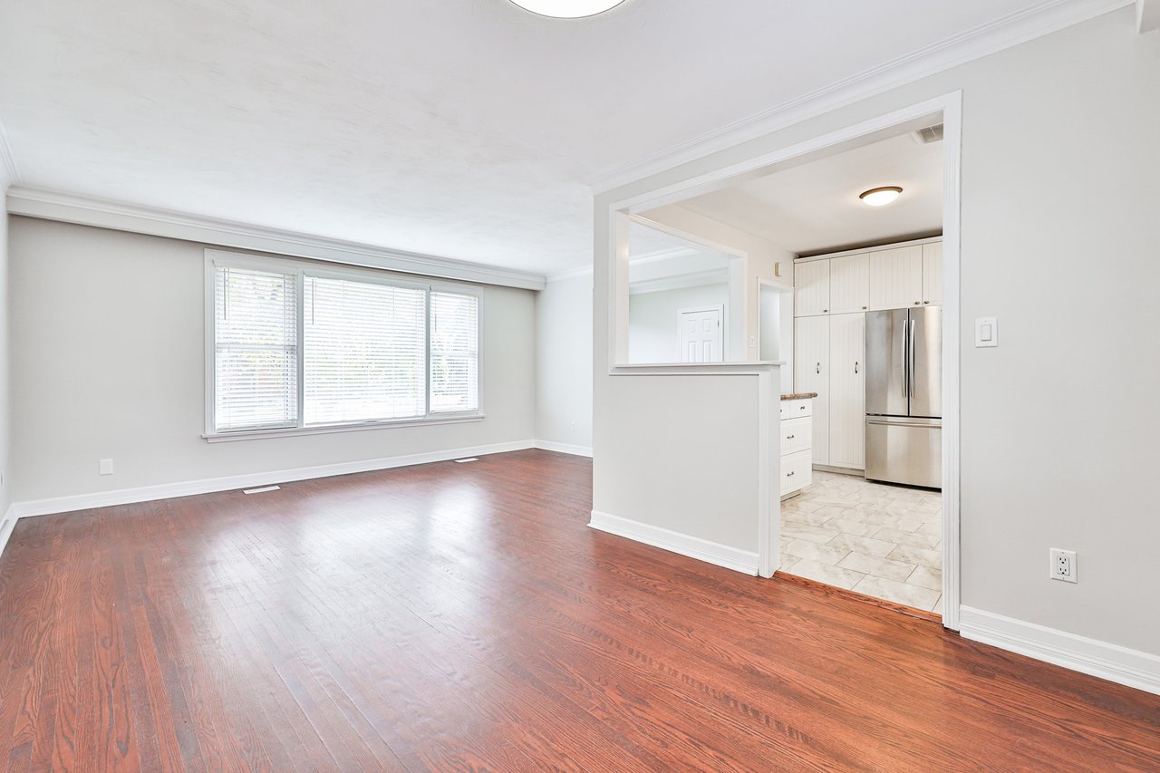 2063 Hixon Street, Oakville