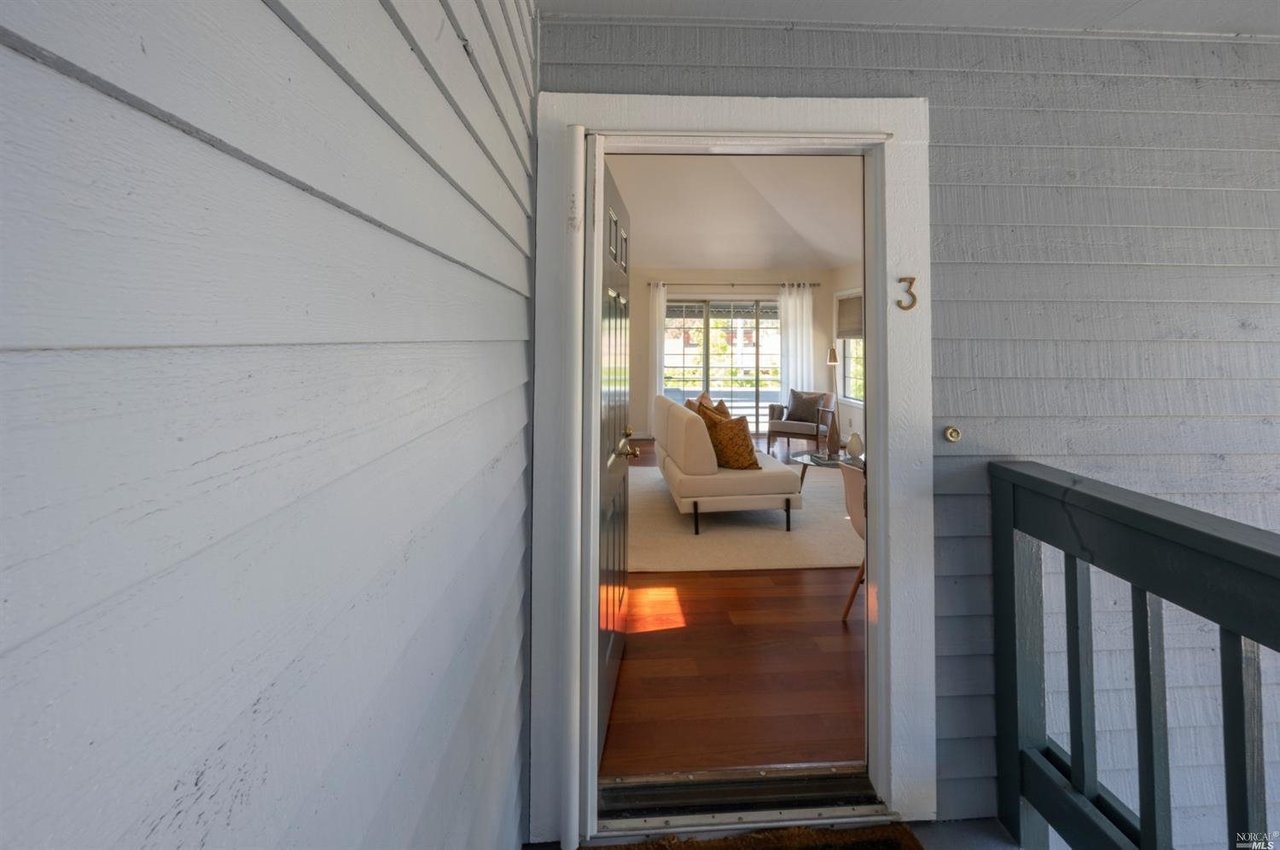 2 Ash Ave #3