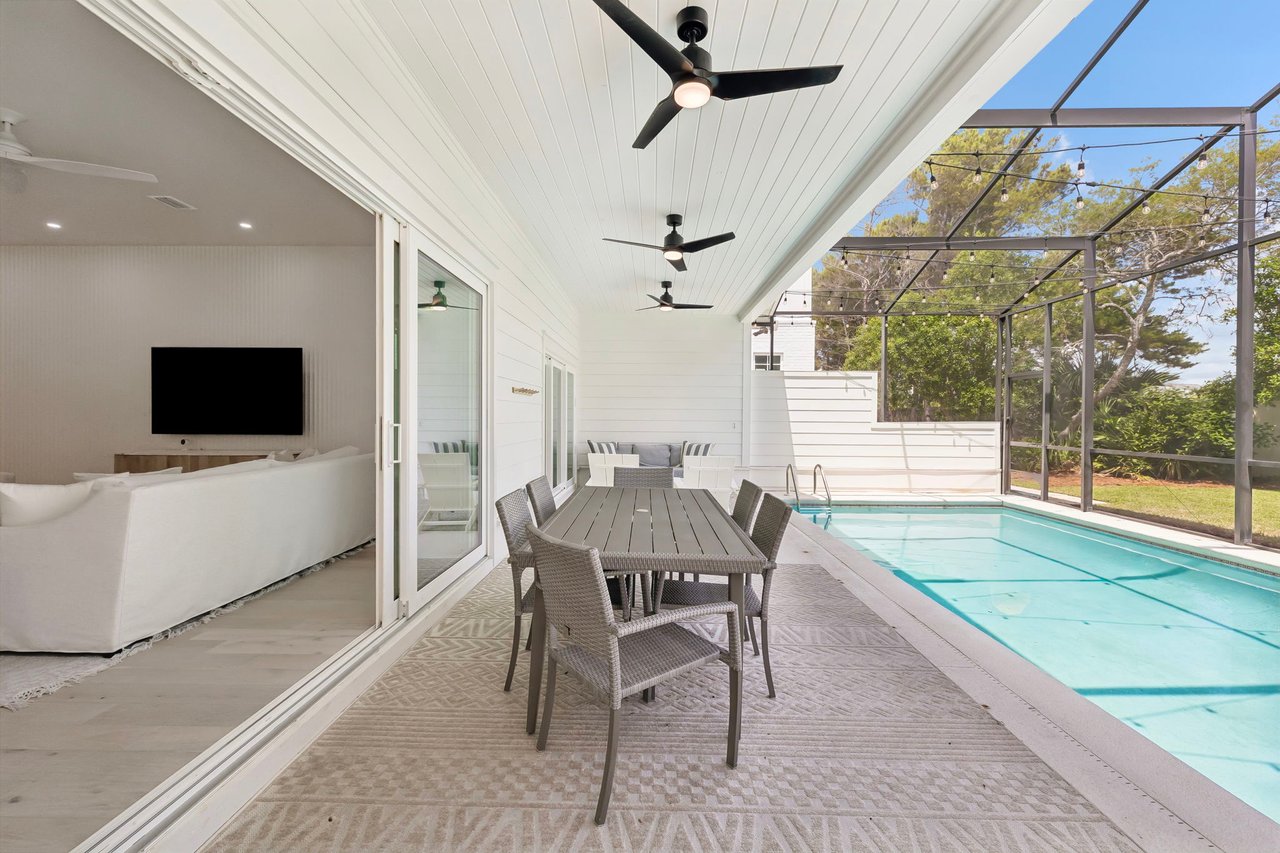 The Sand Cliffs Coastal Retreat