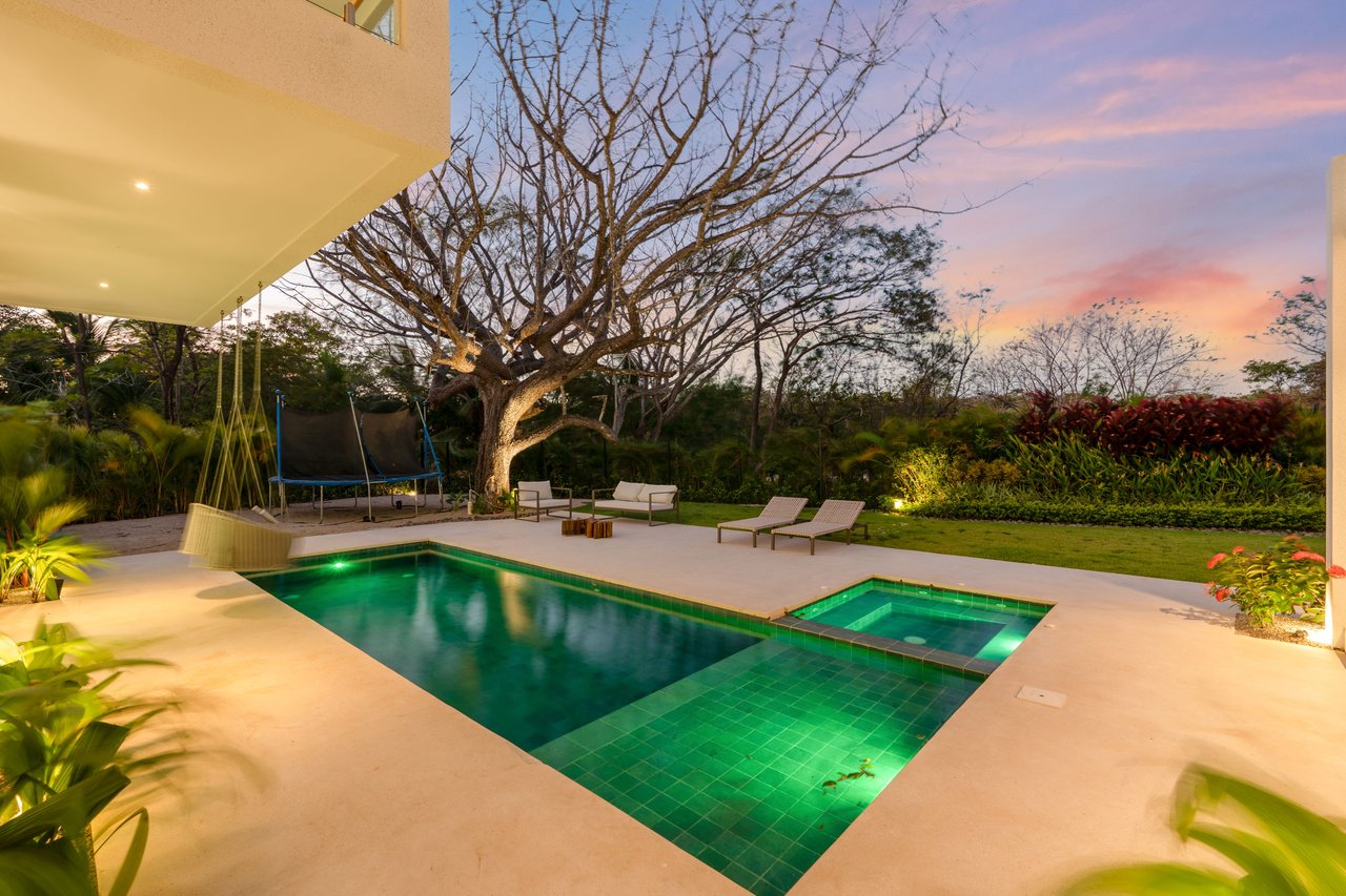 Casa Estrella de Mar | Luxury 5-Bedroom Beachside Home for Sale in Las Golondrinas, Hacienda Pinilla