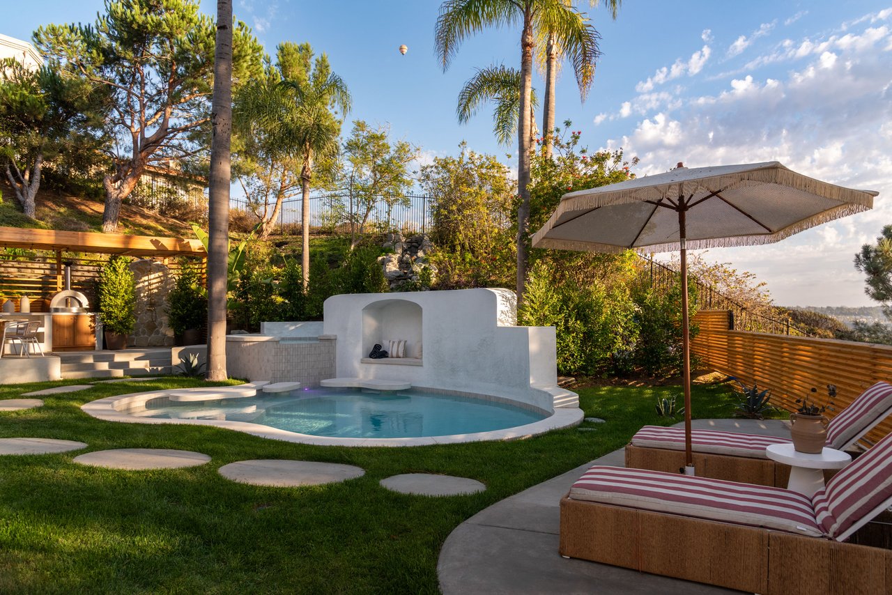 A Modern Coastal Sanctuary in Rancho Del Mar
