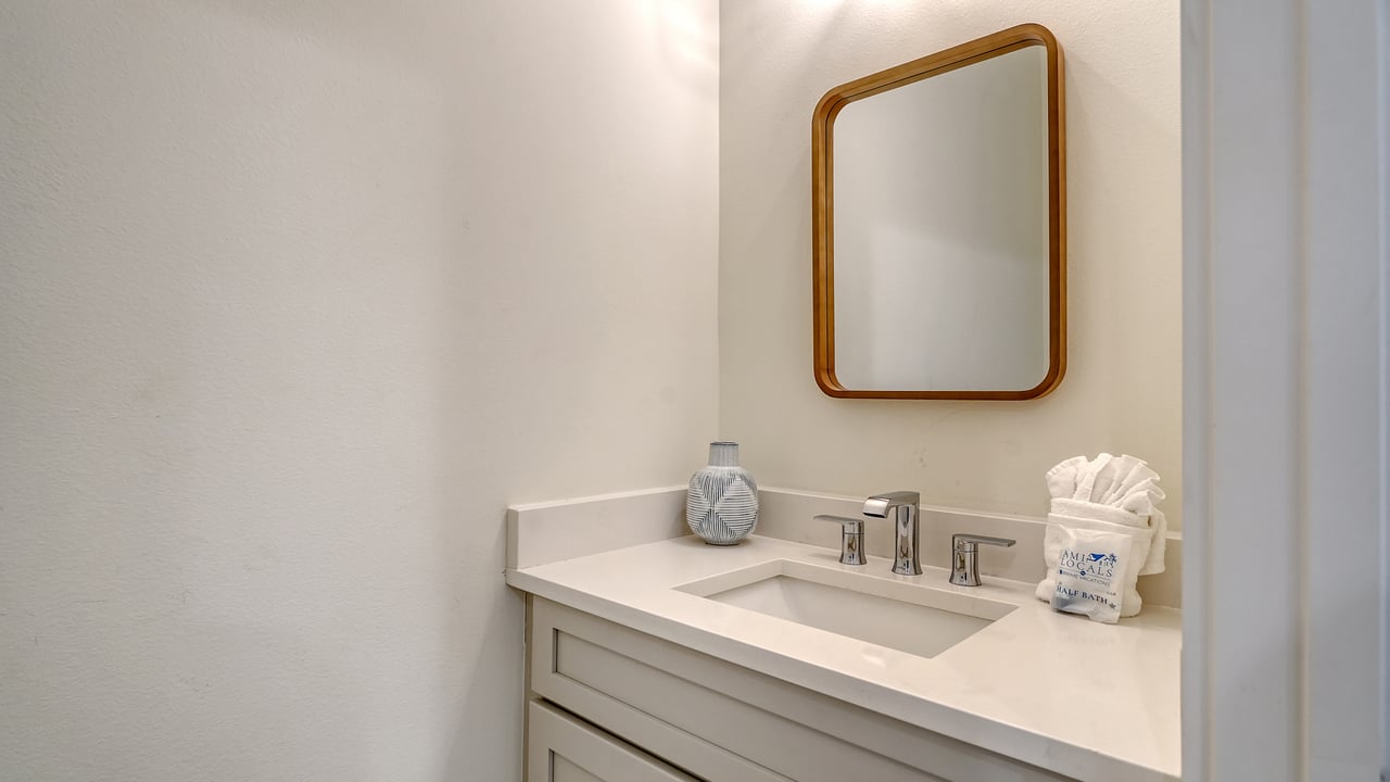 2175 Avenue A, Bradenton Beach, Florida
