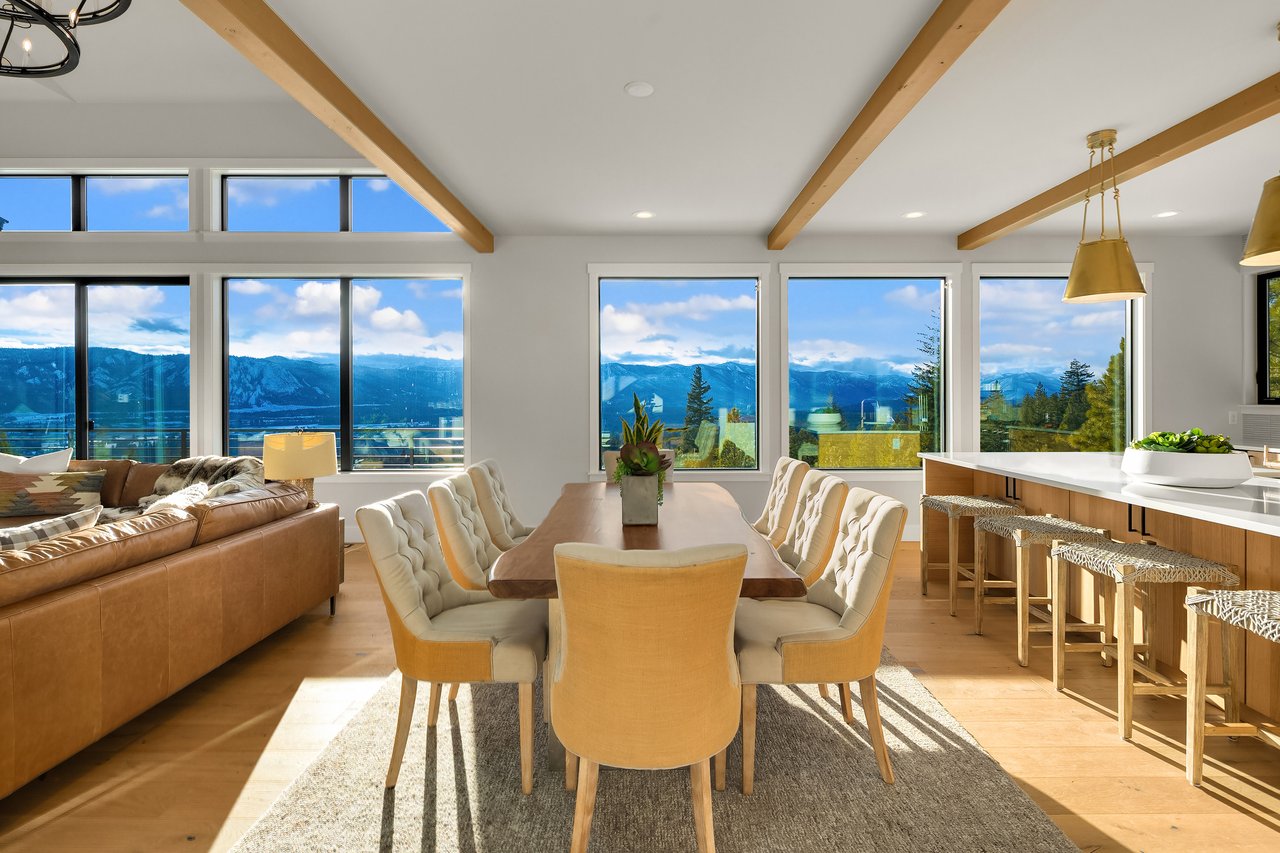 2241 Forest Ridge Drive