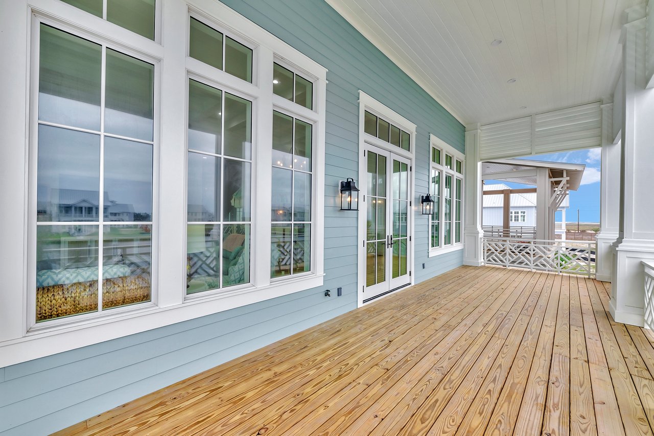 Dewdrop Street, 6110 Sq. Ft.