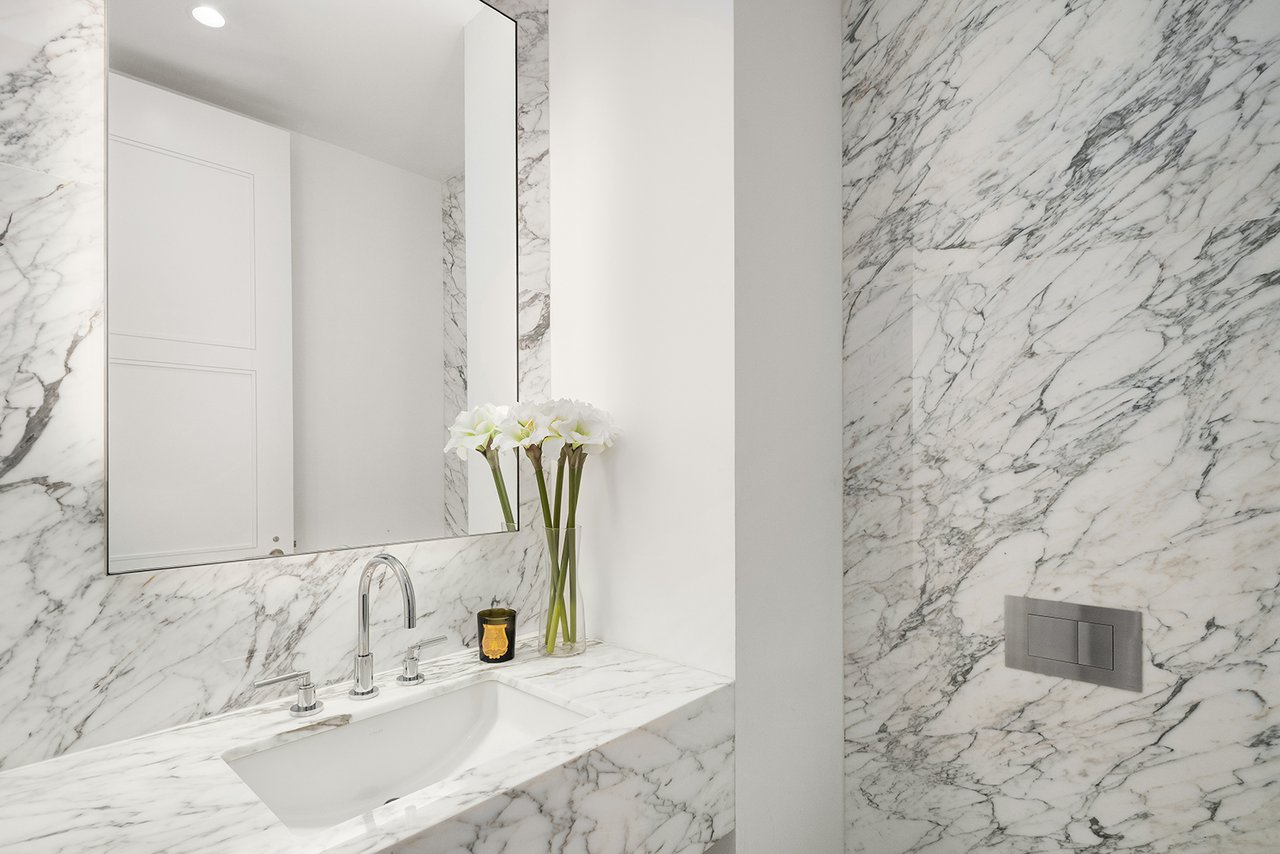 432 Park Avenue, 54A