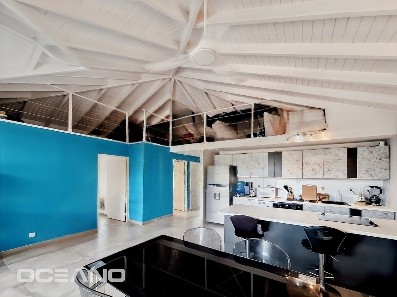 4-bedroom house with garden 