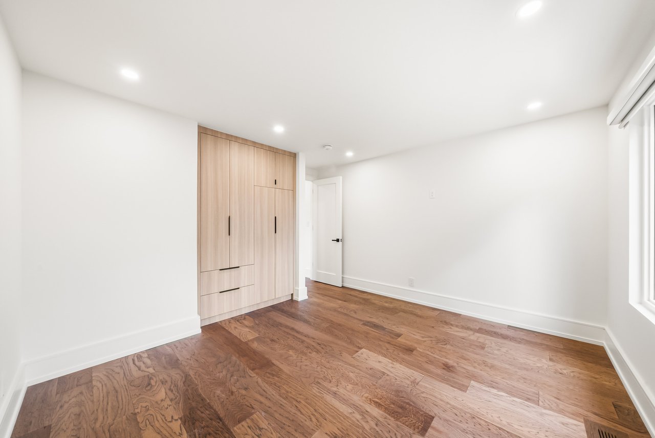 1495 Thetford Crt