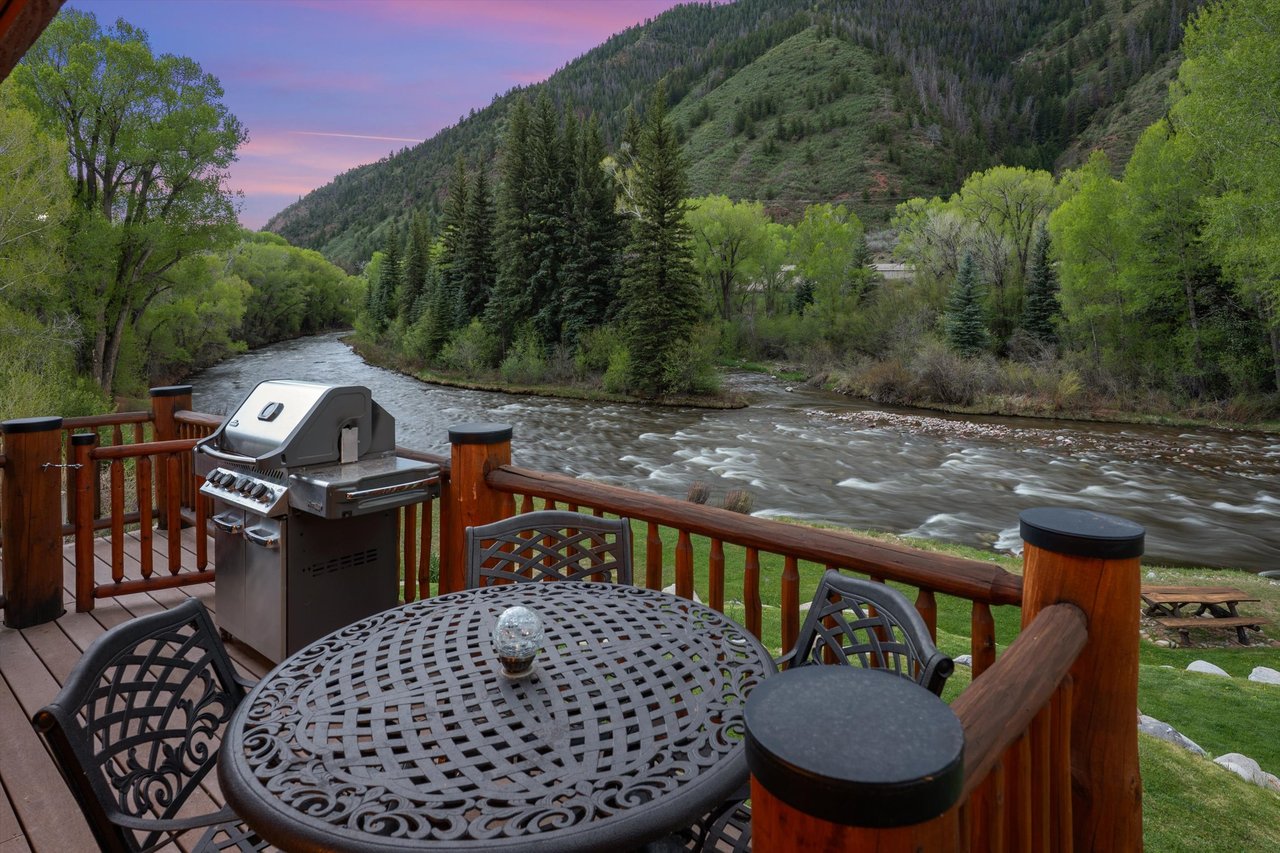 2134 Lower River