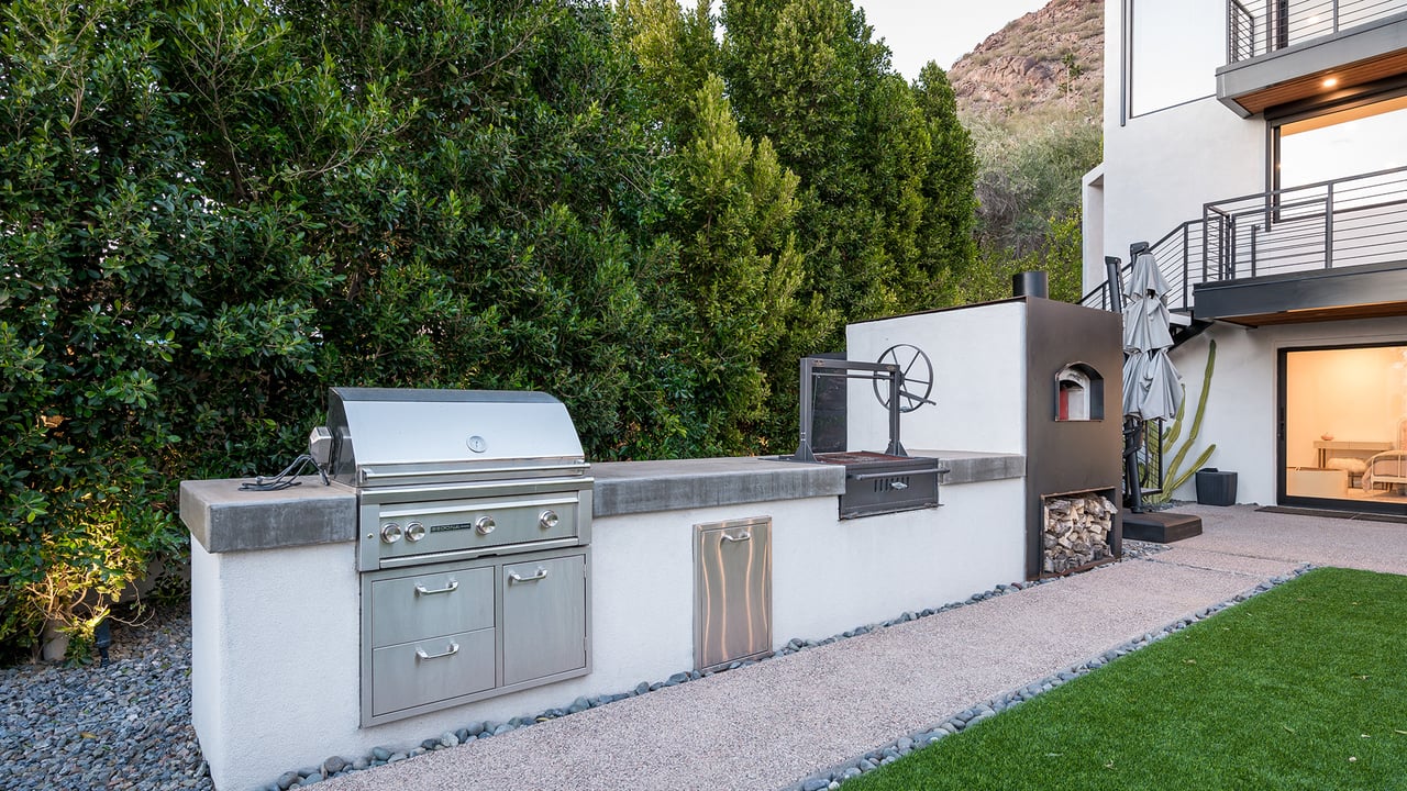 5419 E VALLE VISTA Road