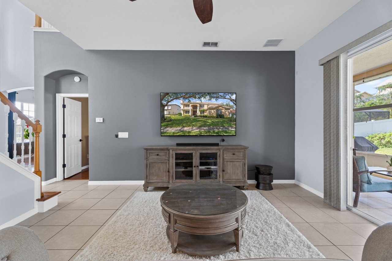619 Largovista Dr