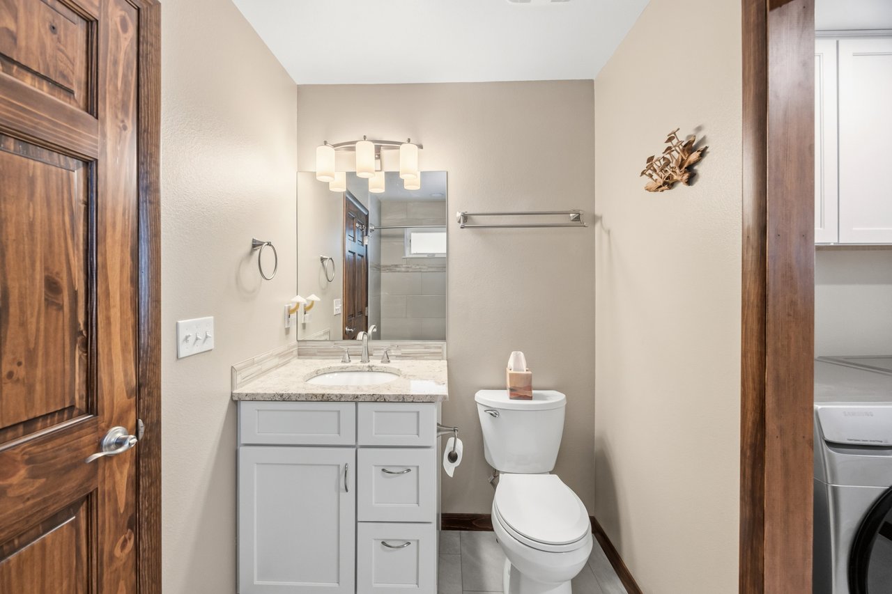 607 W Lovell Gulch Road