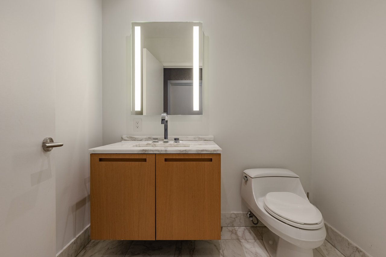 Suite 5302- 180 University Avenue