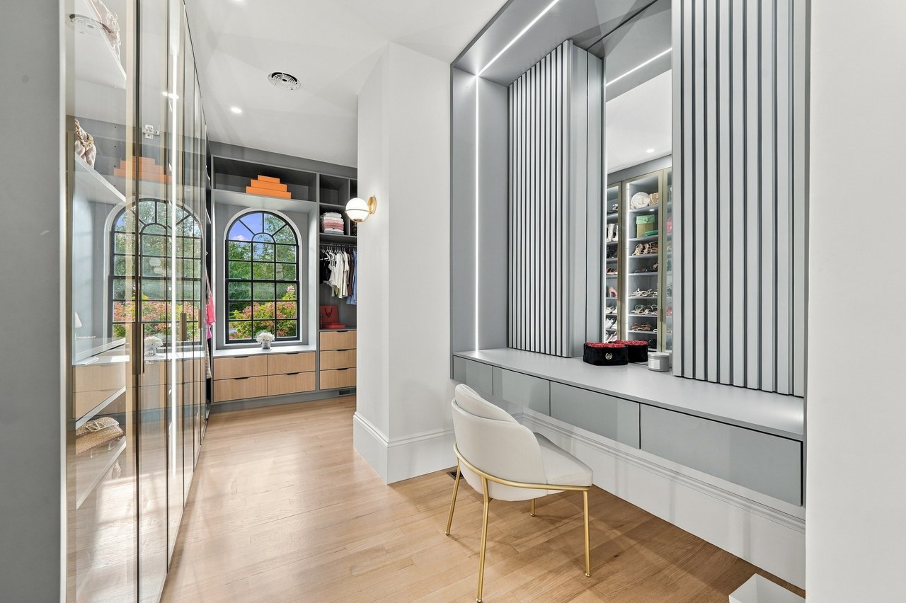 An Exceptional Southborough Estate