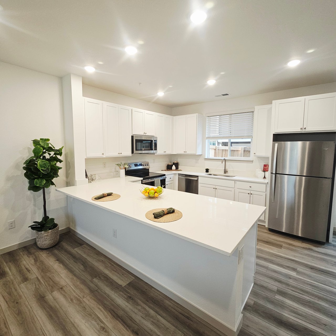 2 Bed 2.5 Bath Townhome Longmont