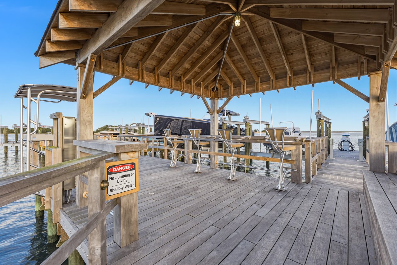 200 & 201 Oyster Bay Lane Lots