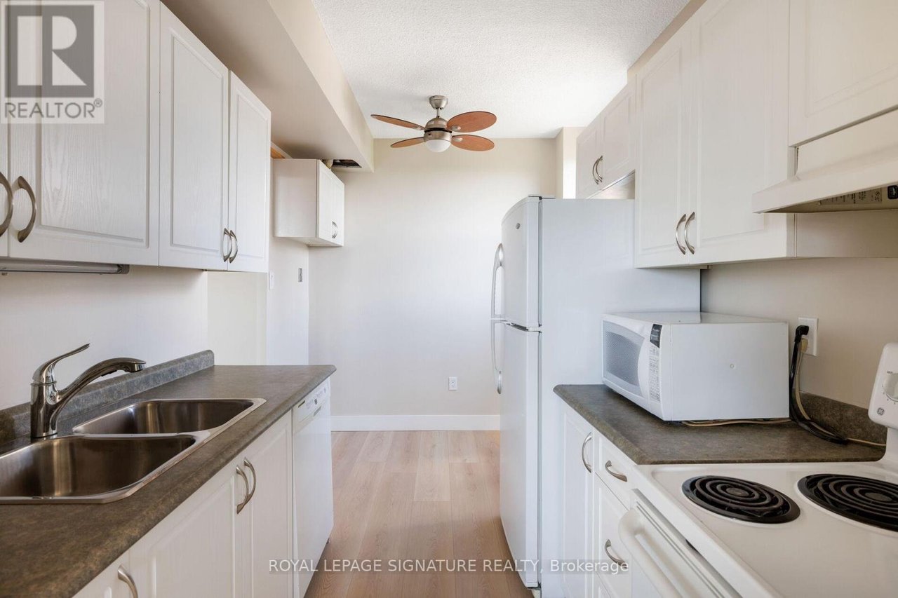 PH5-2130 Weston Rd