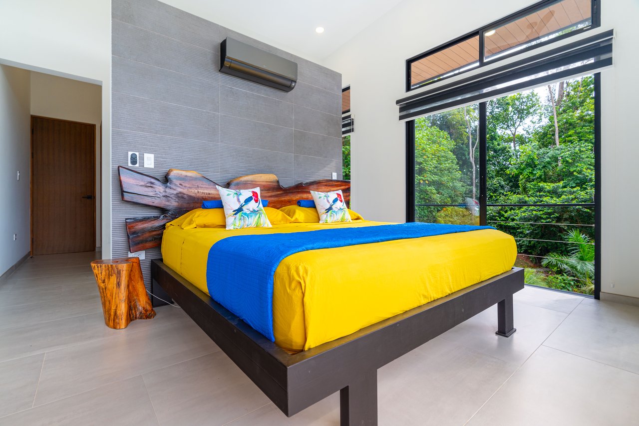 Luxury 4-Bed Home with Ocean & Jungle Views in Ojochal