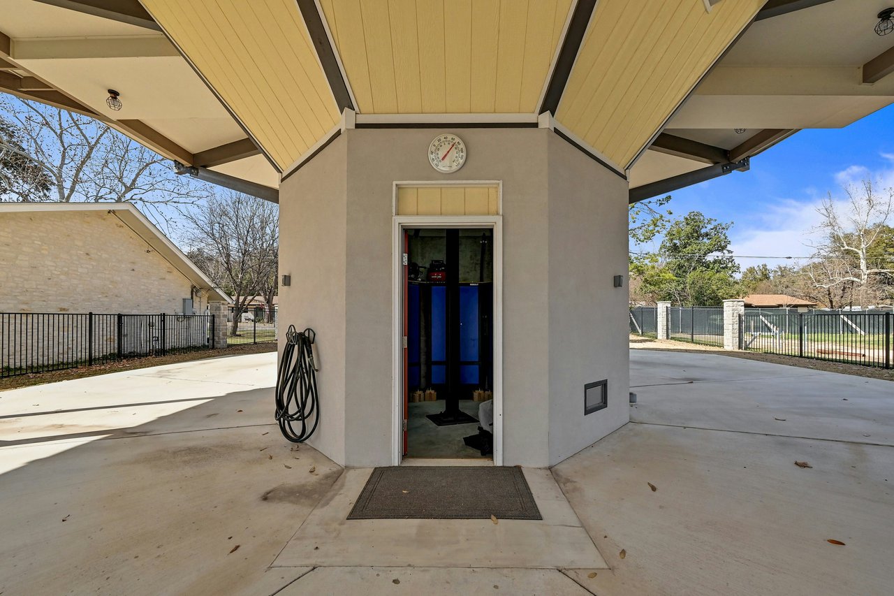 Lake Marble Falls Getaway