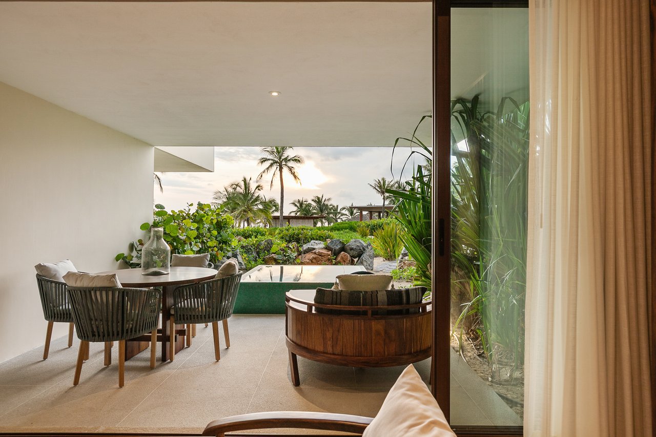 Why Zihuatanejo is attracting more buyers in 2025