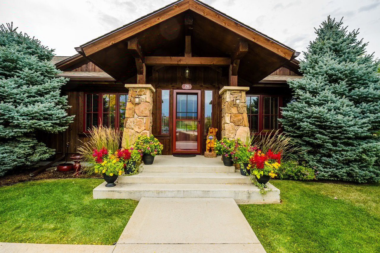 70 Cantle Ct