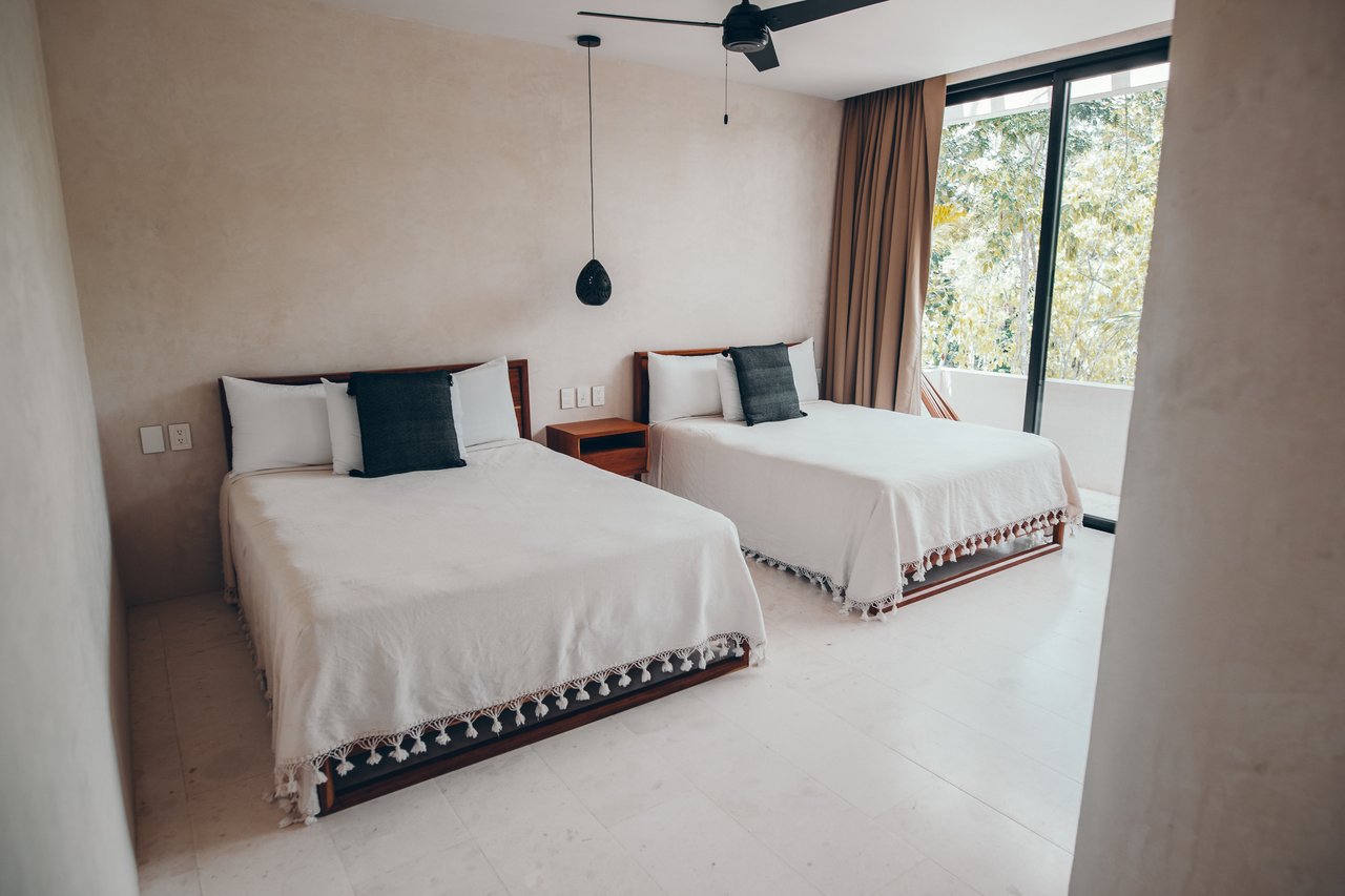 Casa Thomas | 3BR Jungle Villa with Rooftop Pool