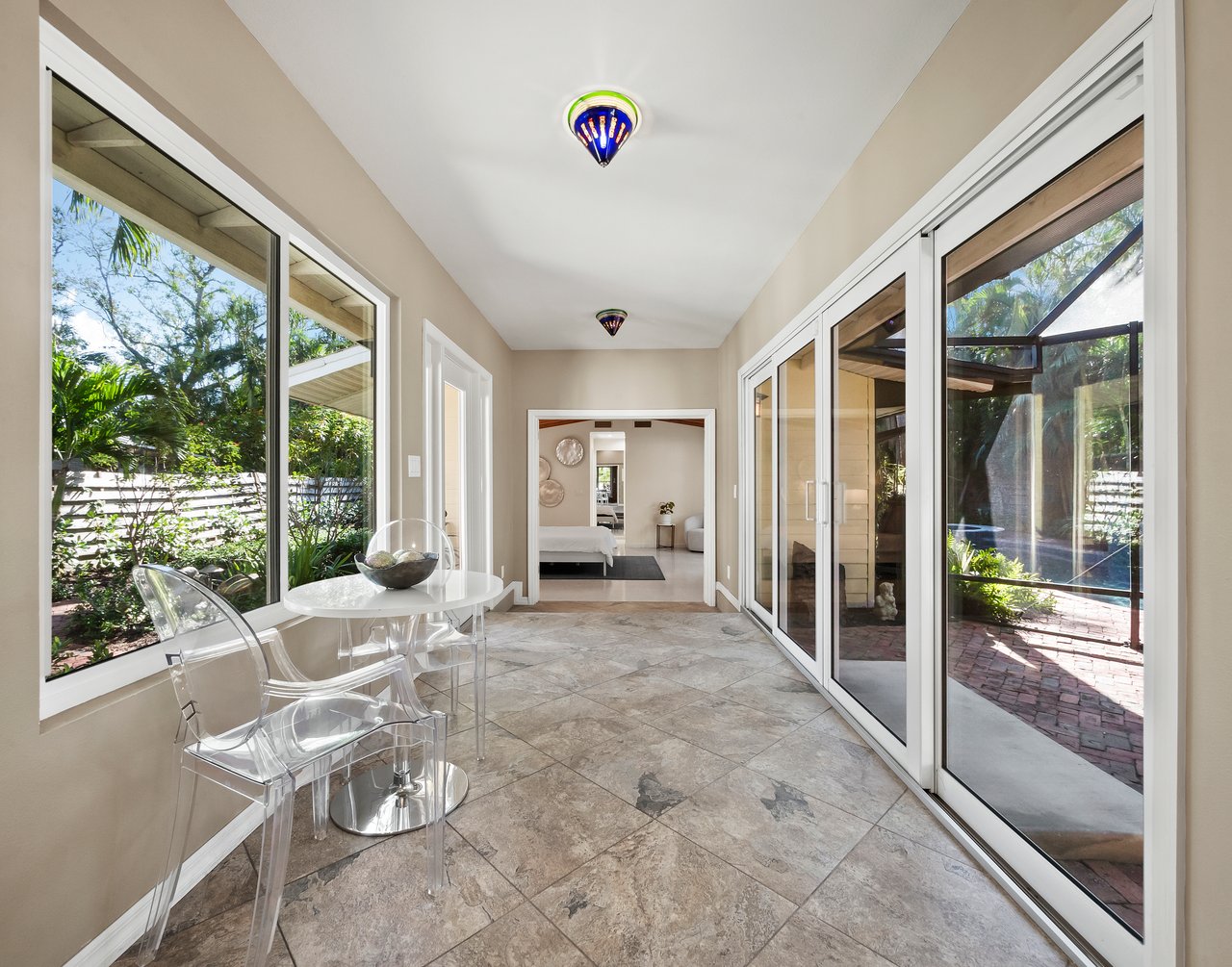 1930 ALTA VISTA ST