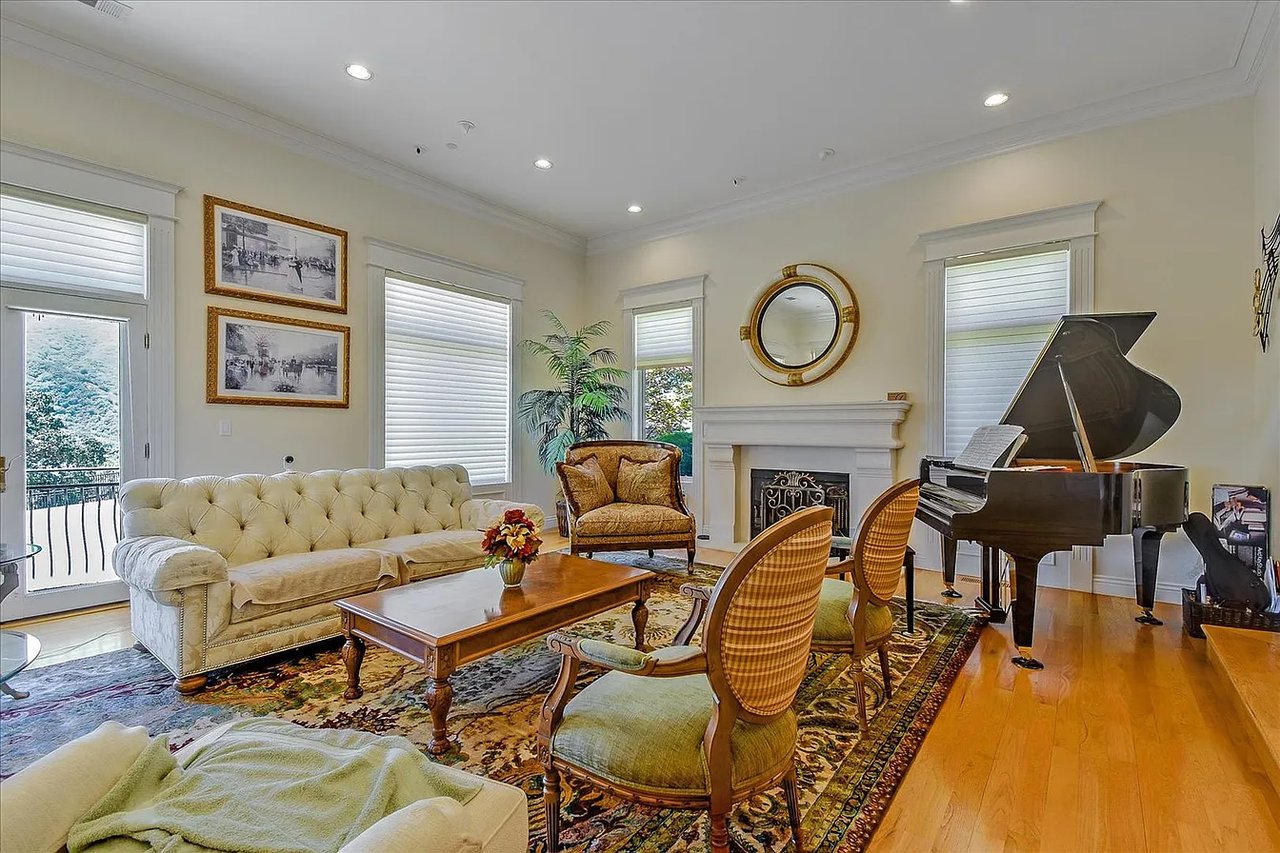 550 Santa Rosa Dr