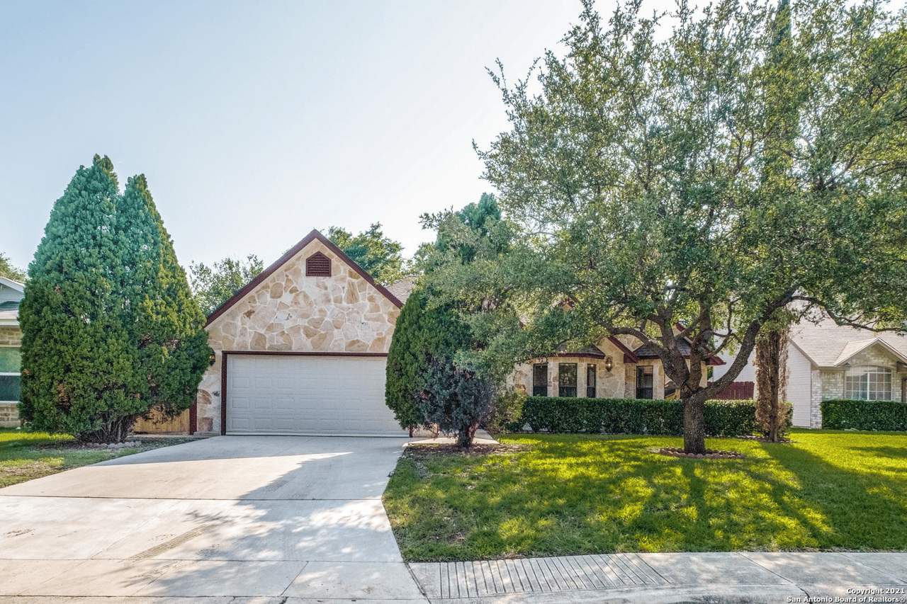 8234 Elm Glade