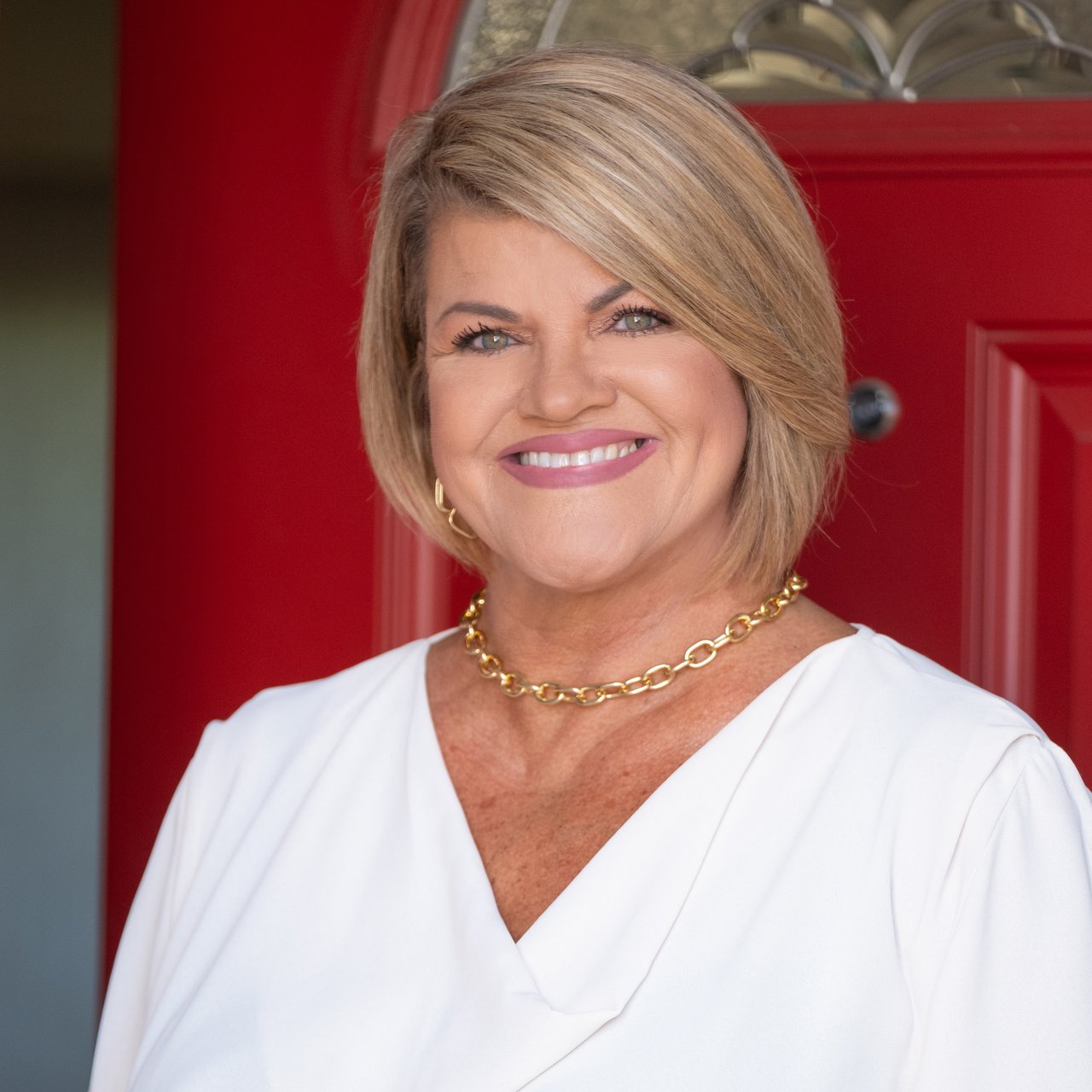 May Taliaferro Bell Danville, CA Real Estate Agent Headshot