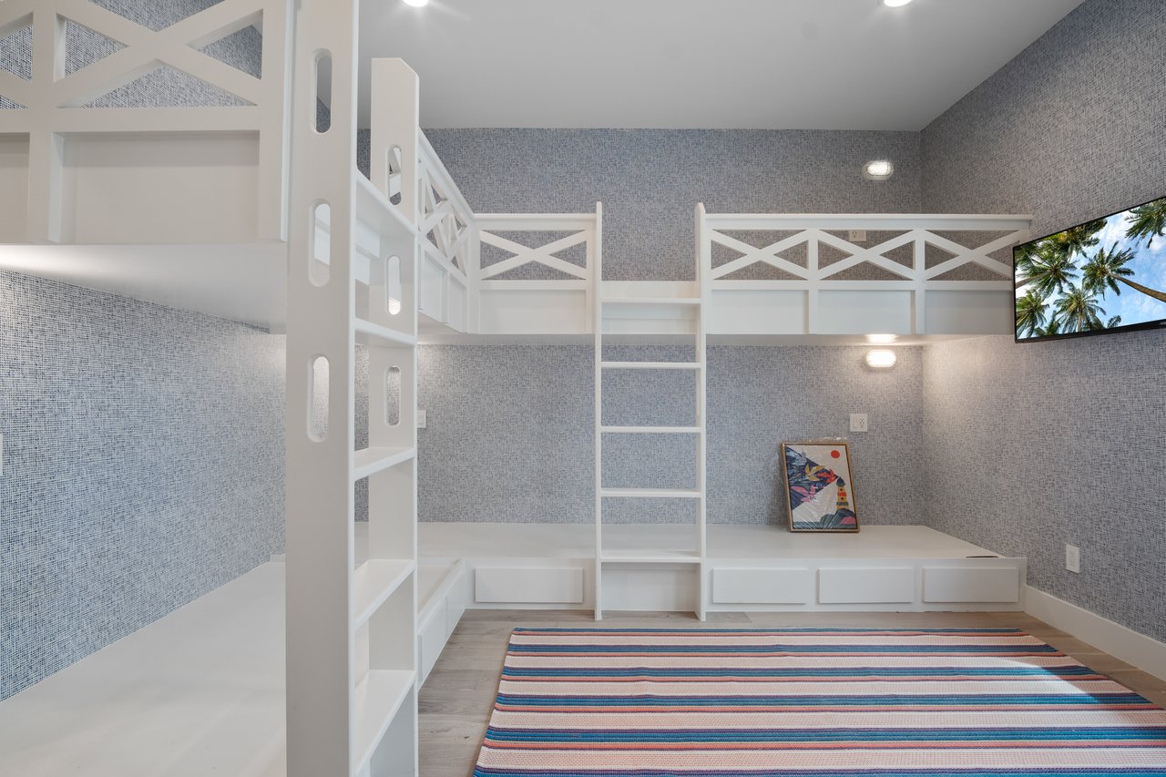 221 Teakwood Drive, Port Aransas, TX 78373