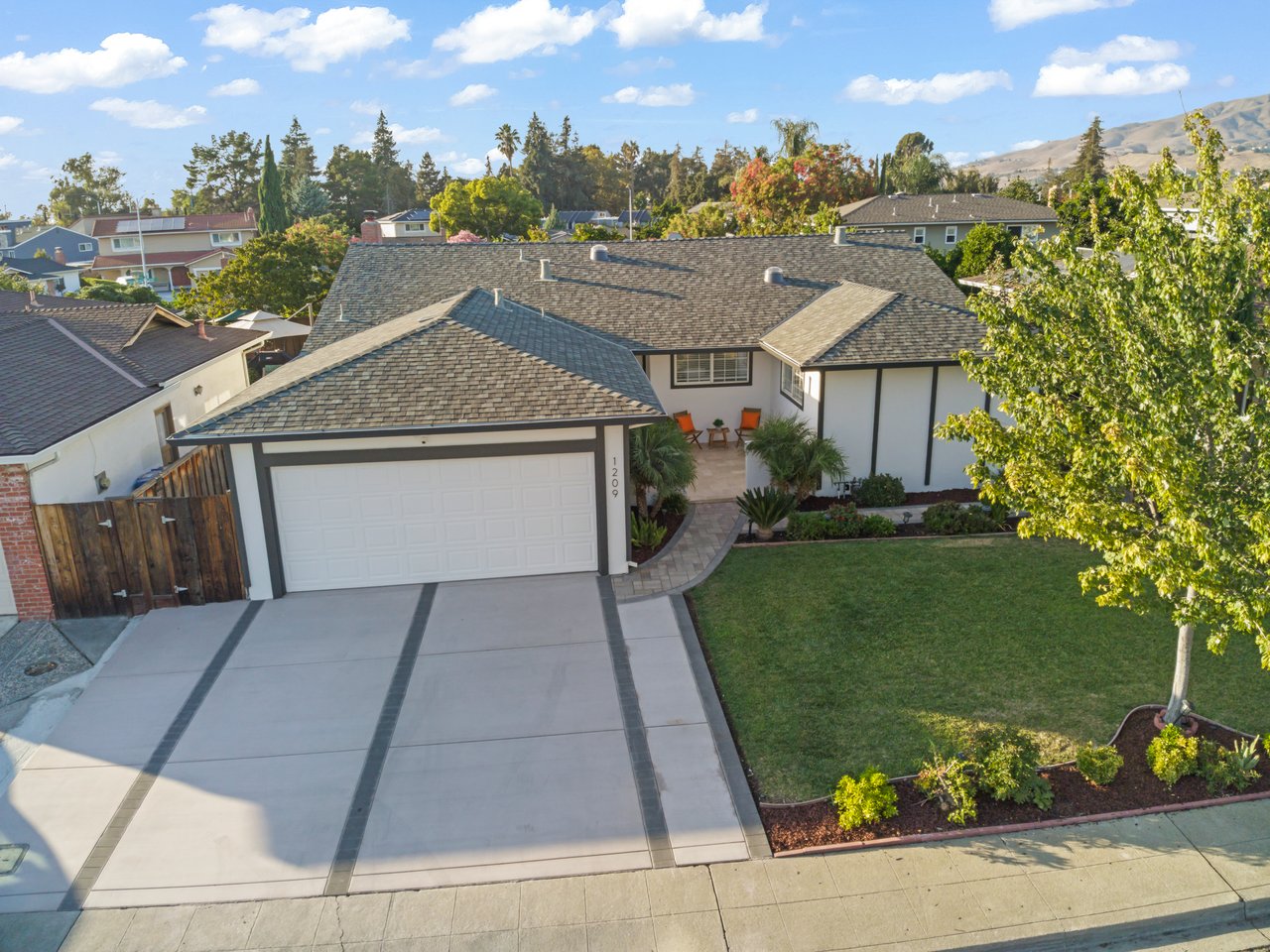 1209 Glacier Drive