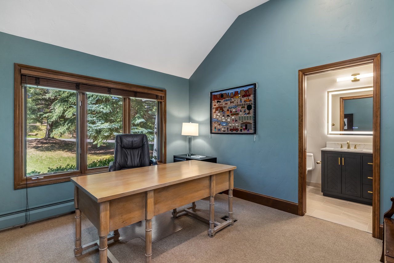 167 Saddle Ridge Loop