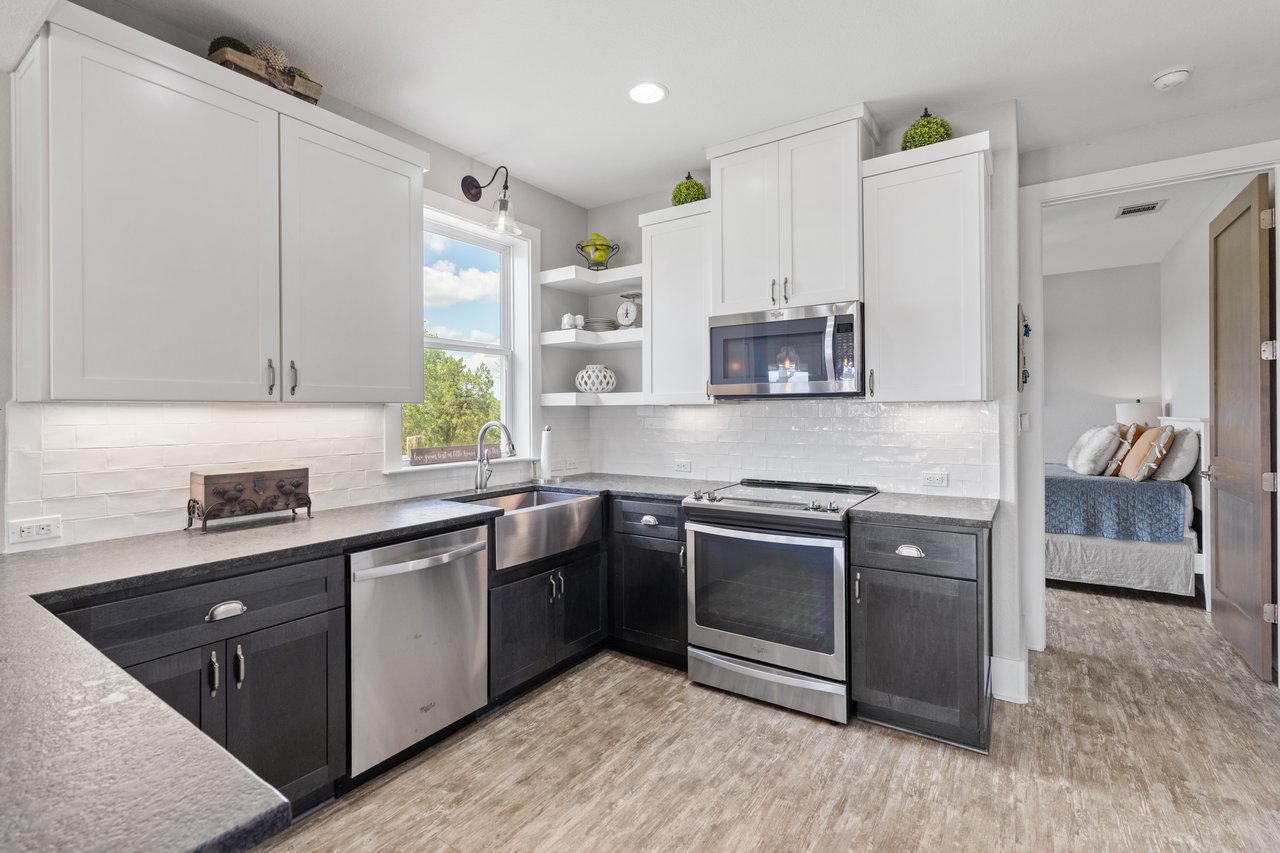 1457 Avenida High View