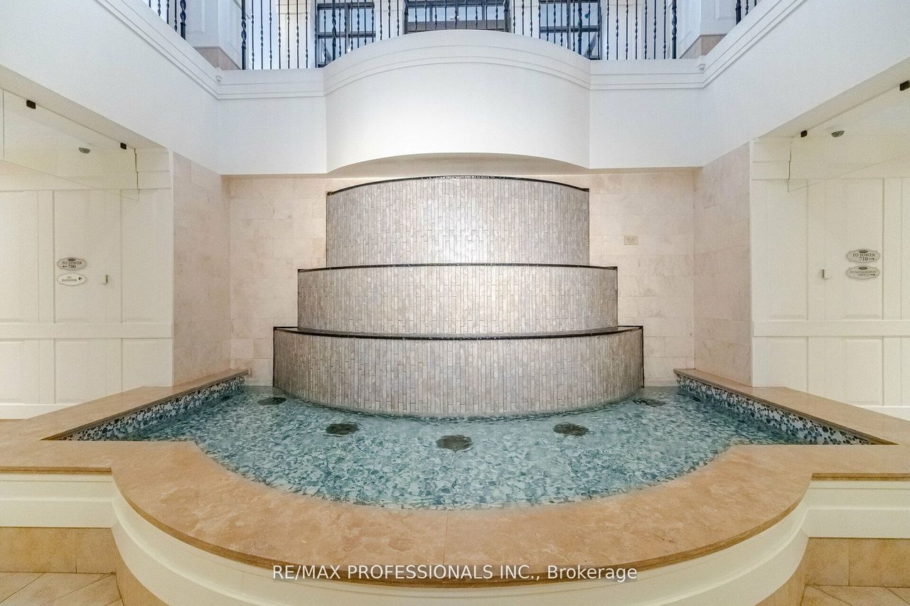 PENTHOUSE IN THE HUMBER MANSIONS