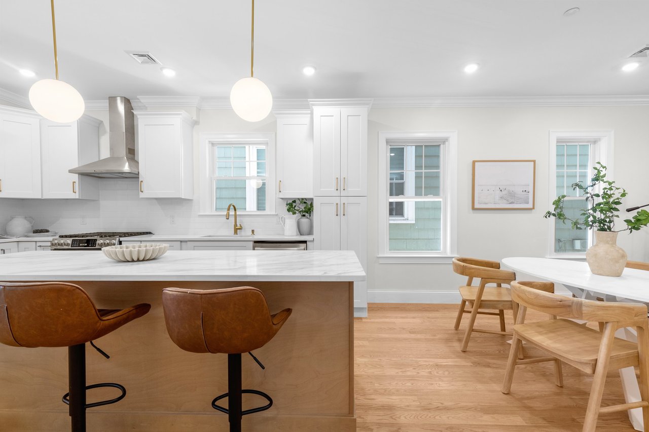 13 Langmaid Ave # 2