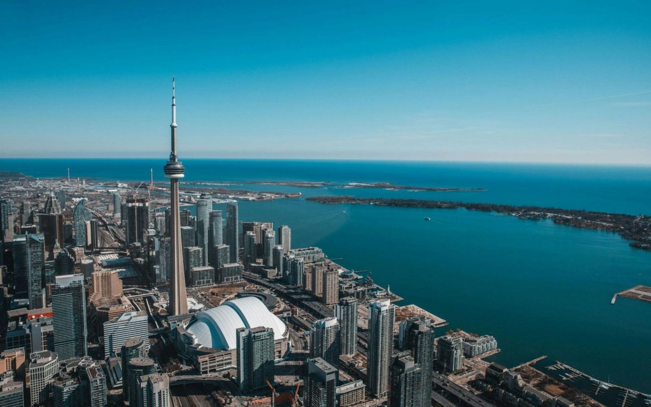 The Top Attractions in Toronto, Canada for Locals and Tourists