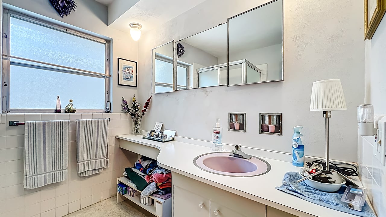 Potential in Maitland's English Estates