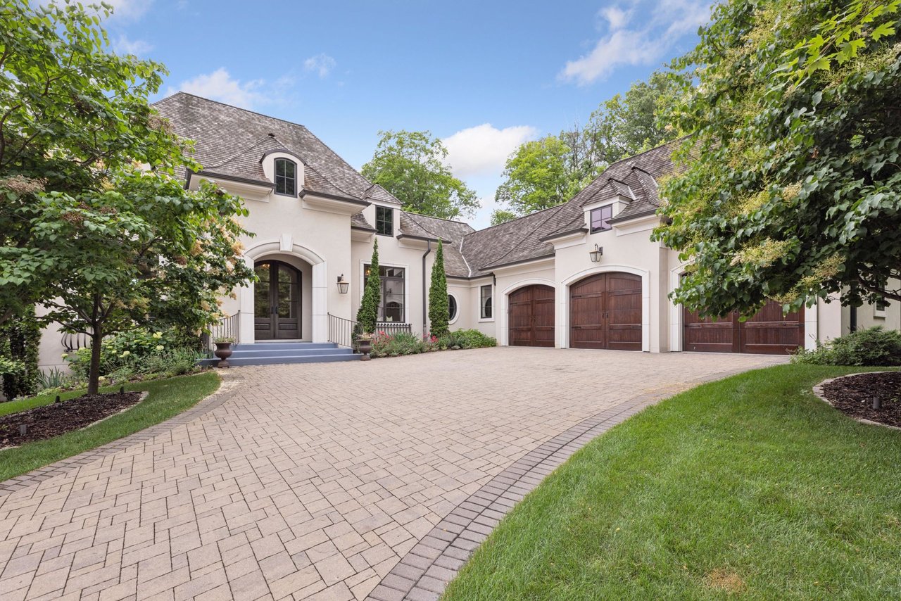 405 Carpenters Point, Wayzata