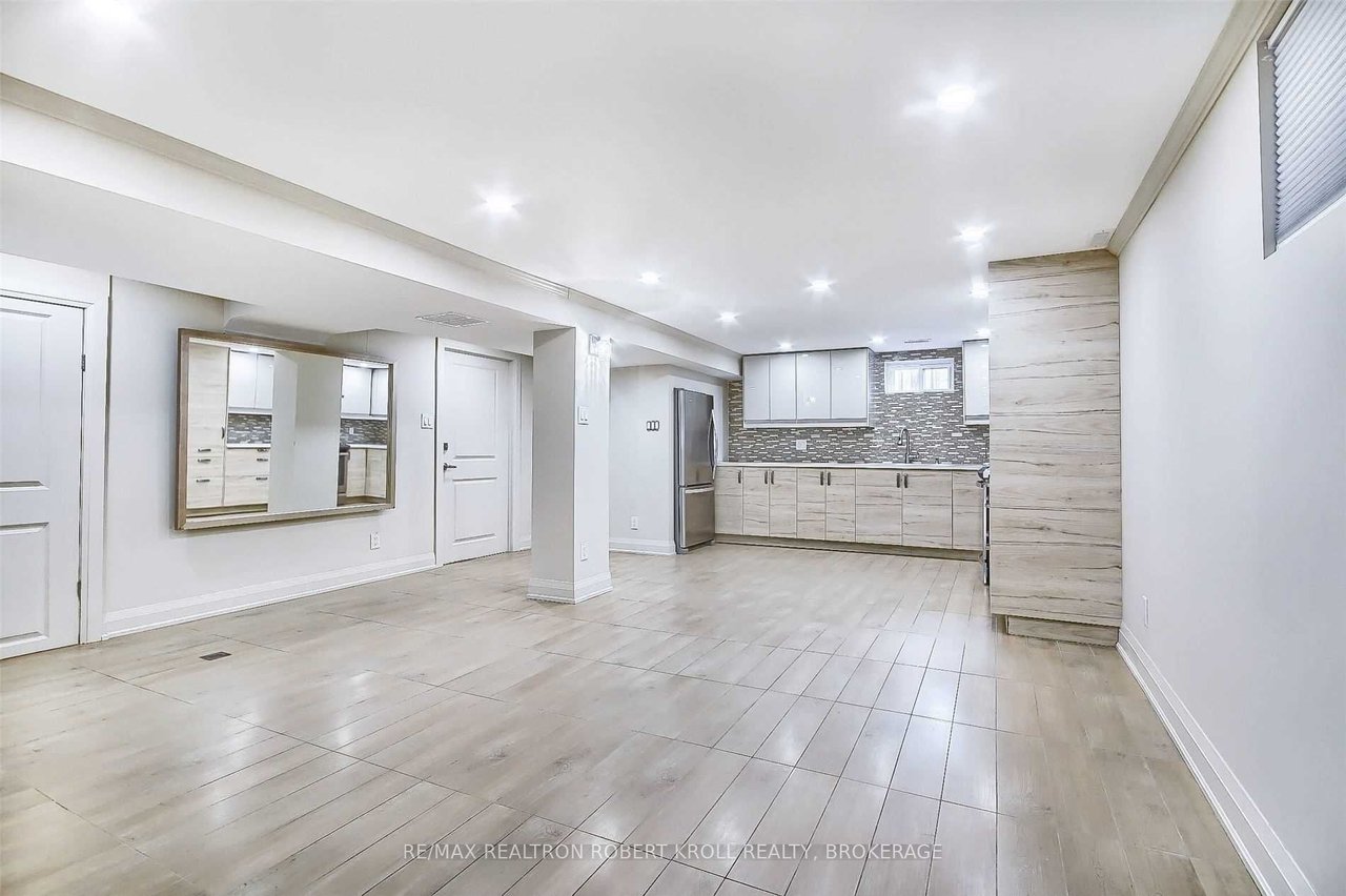 28 Flamborough Dr