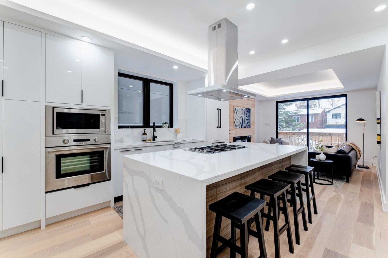 232 Willow Ave