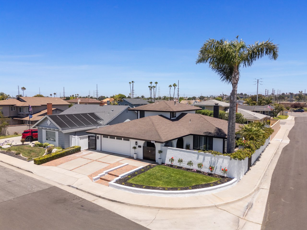 21212 Binghampton Cir