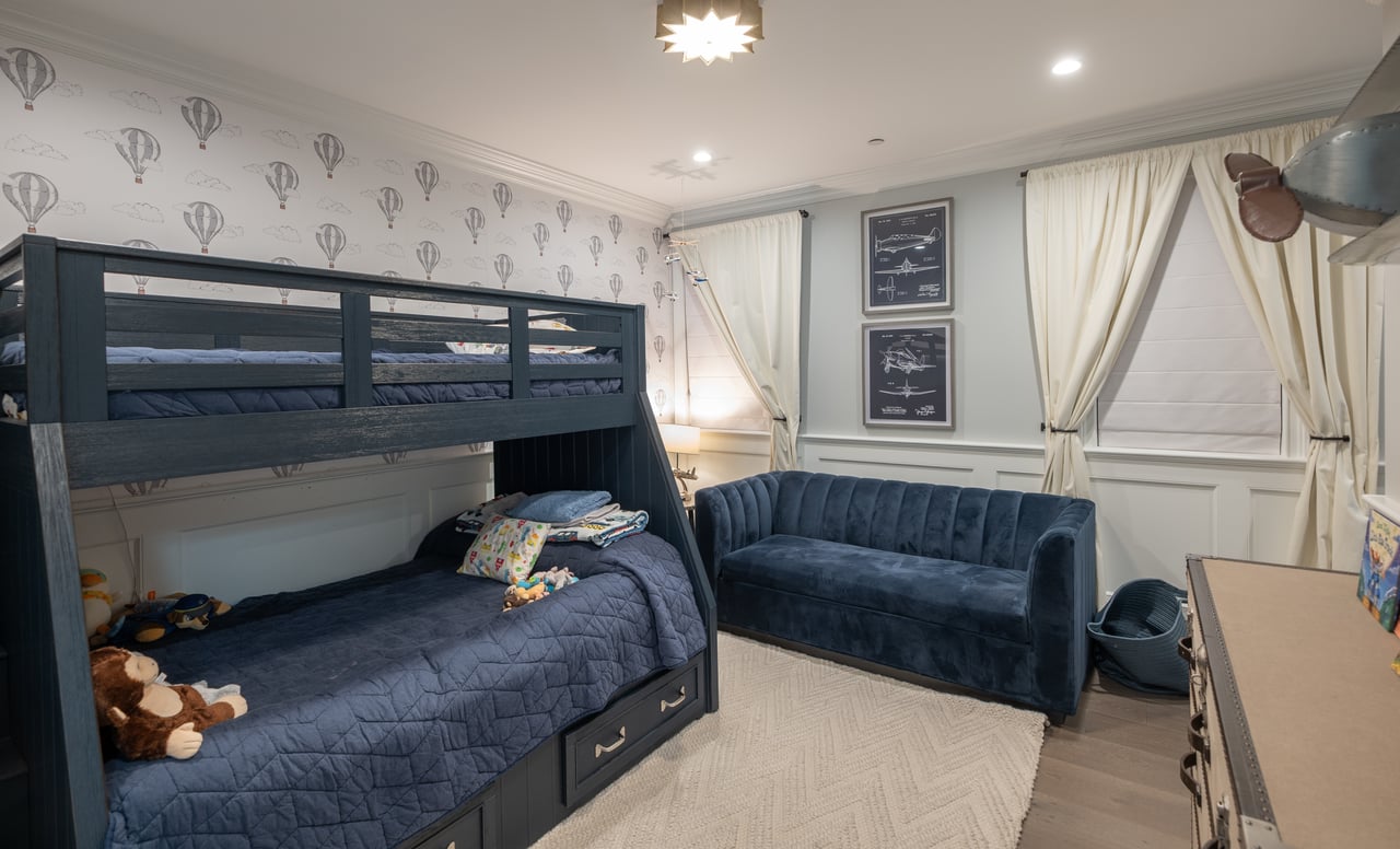 10439 Valley Spring Ln, Toluca Lake