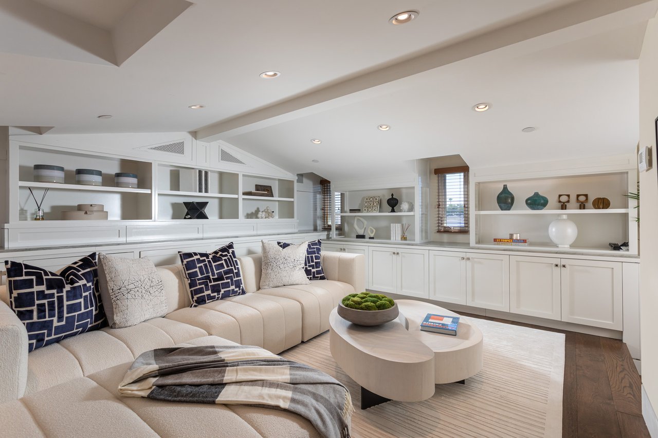 308 Grand Canal