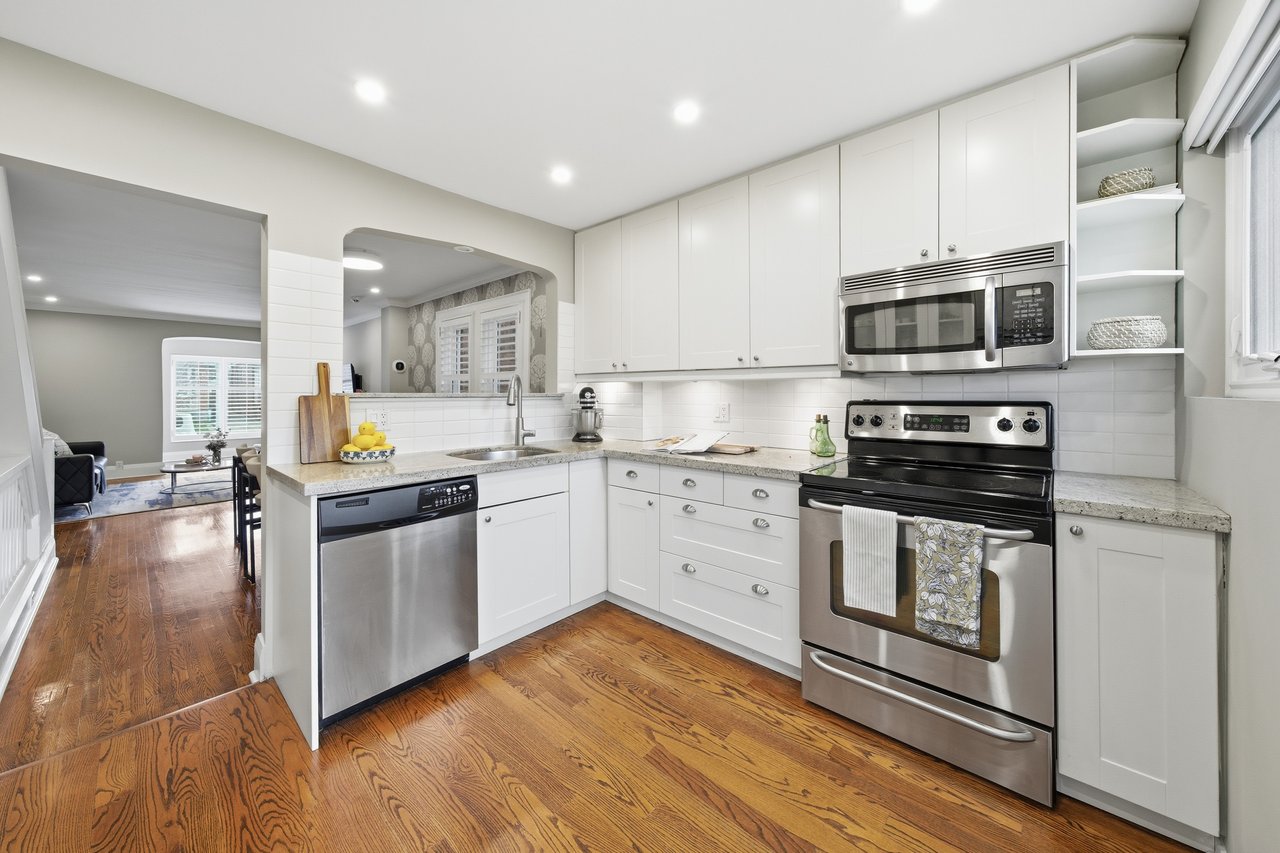 144B Roslin Ave, Toronto Ontario