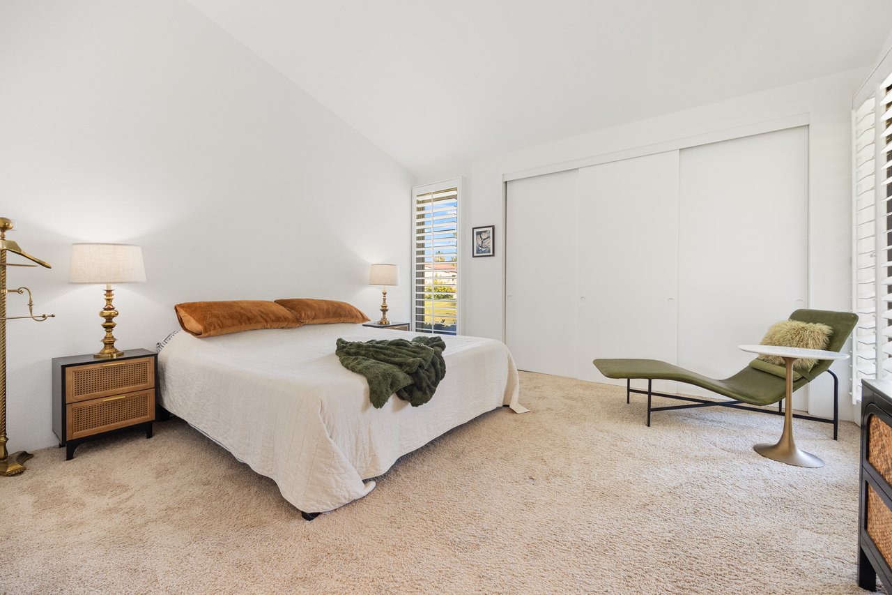 1041 S La Verne Way