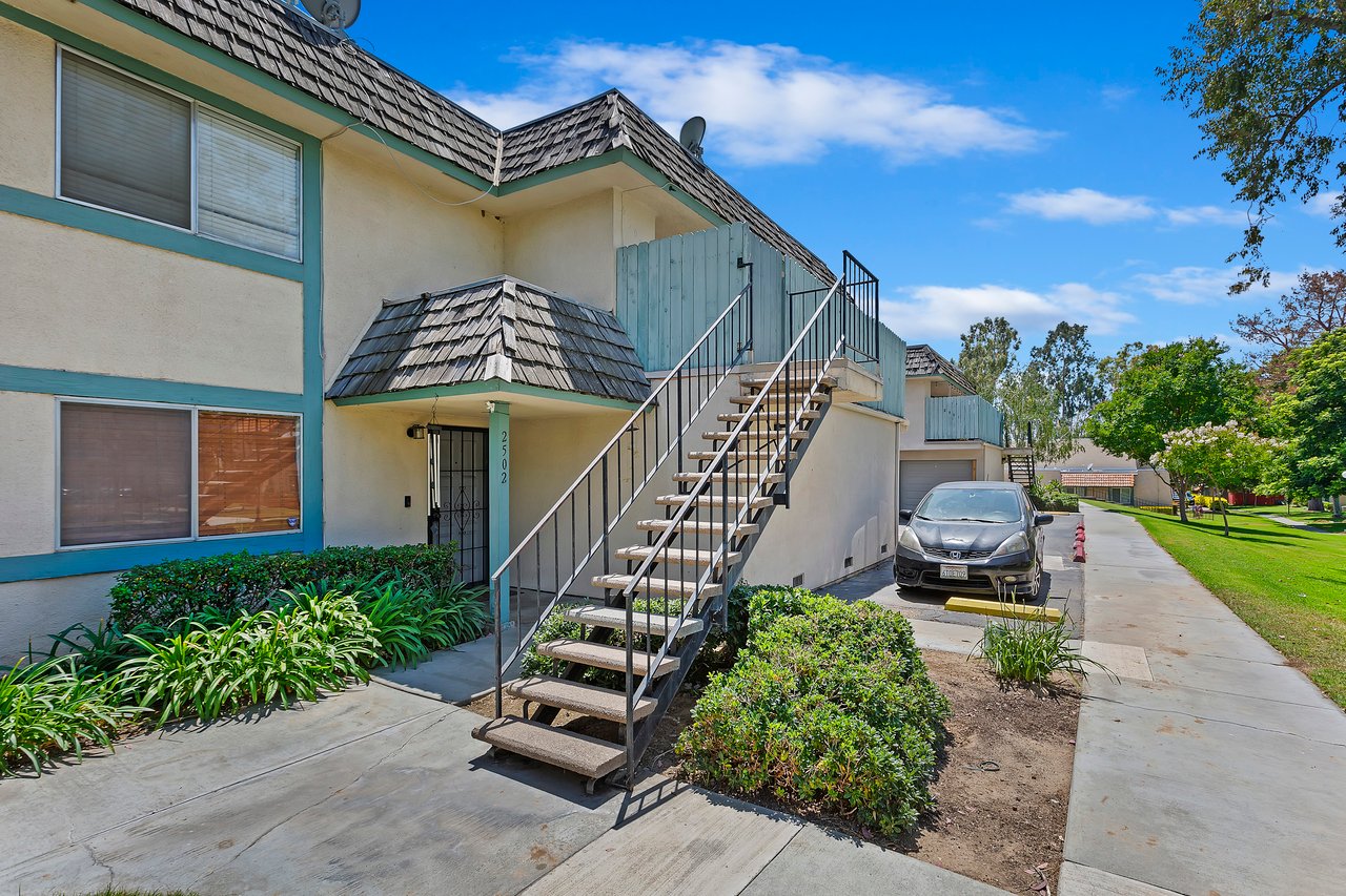 2500 Bryn Mawr