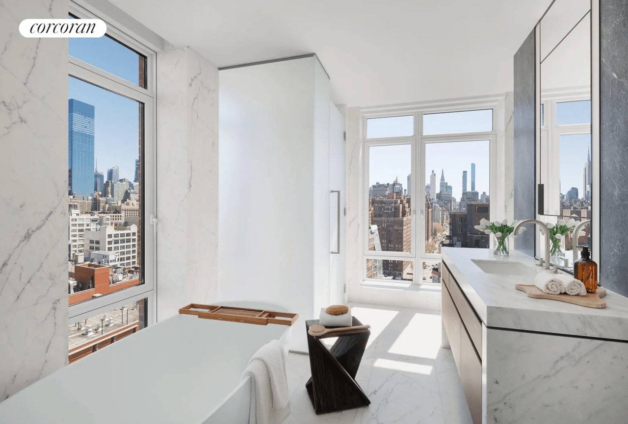 555 West 22nd Street, 20A
