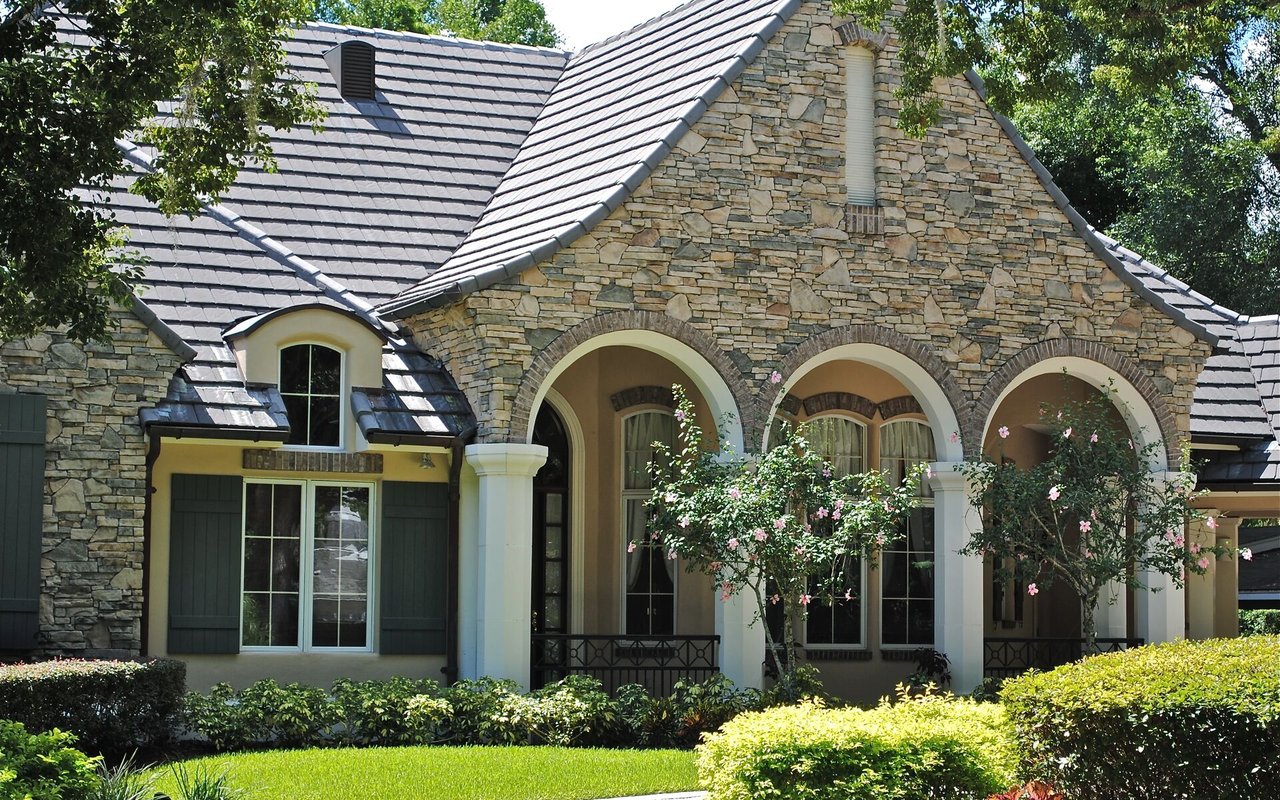 Crown Oaks
