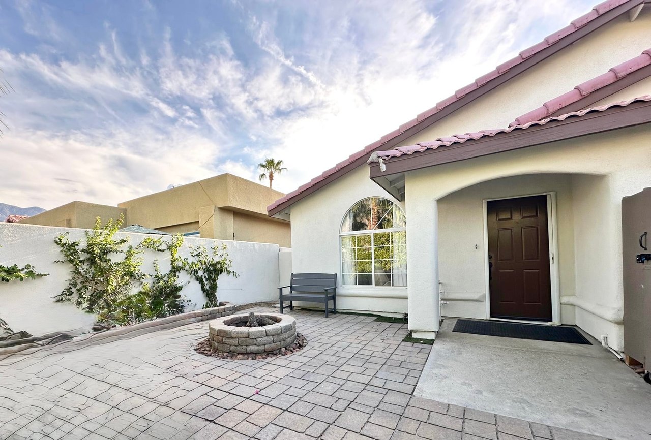 54445 Avenida Alvarado