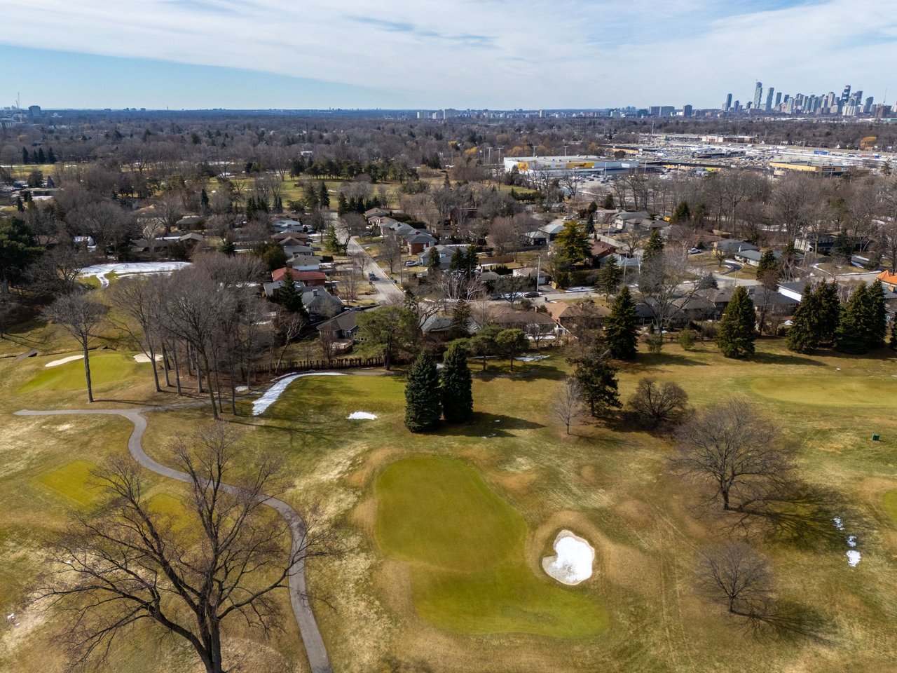 1439 Larchview Trail